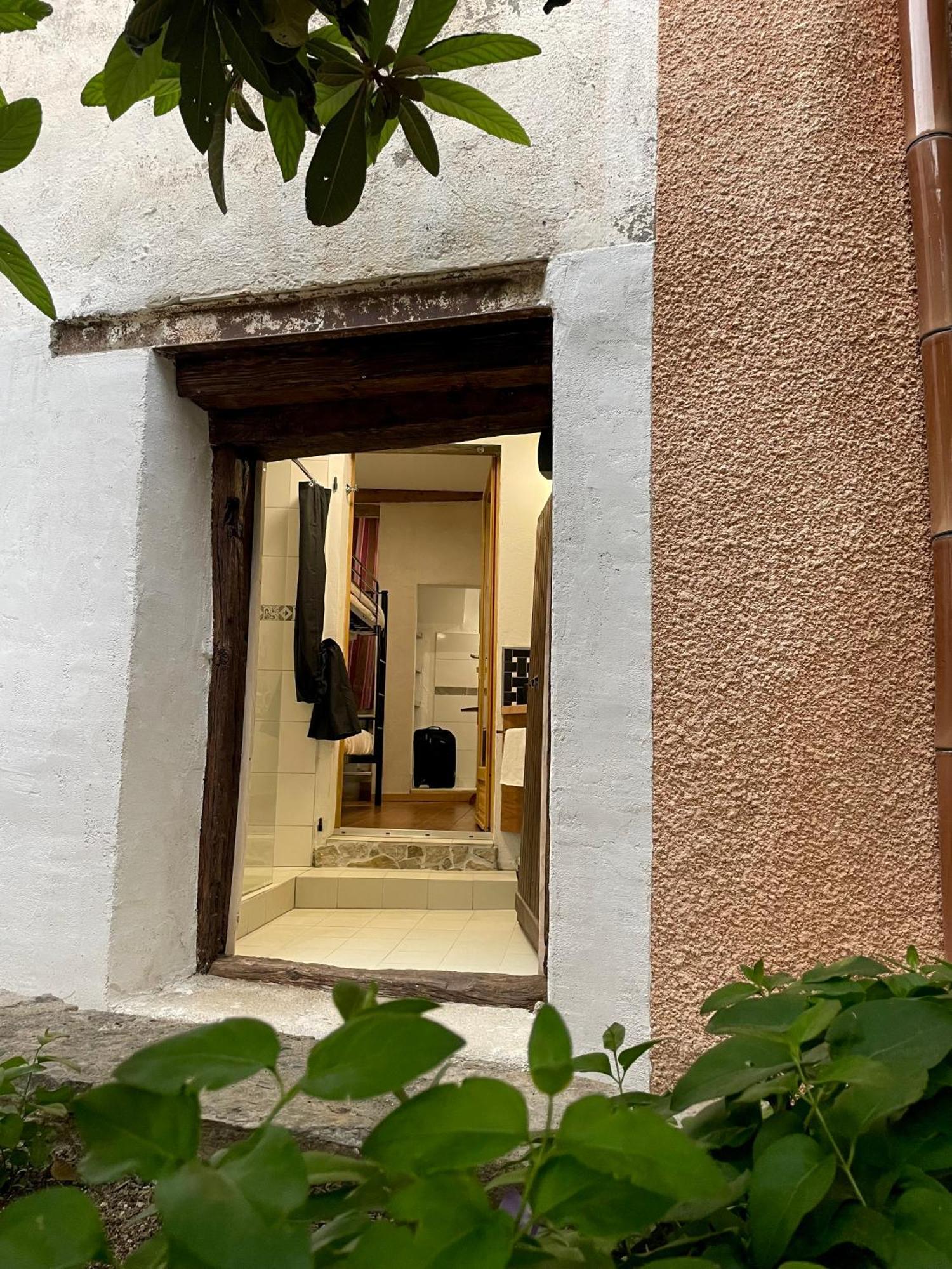 Chambre Le 40 Marches Cucugnan Extérieur photo